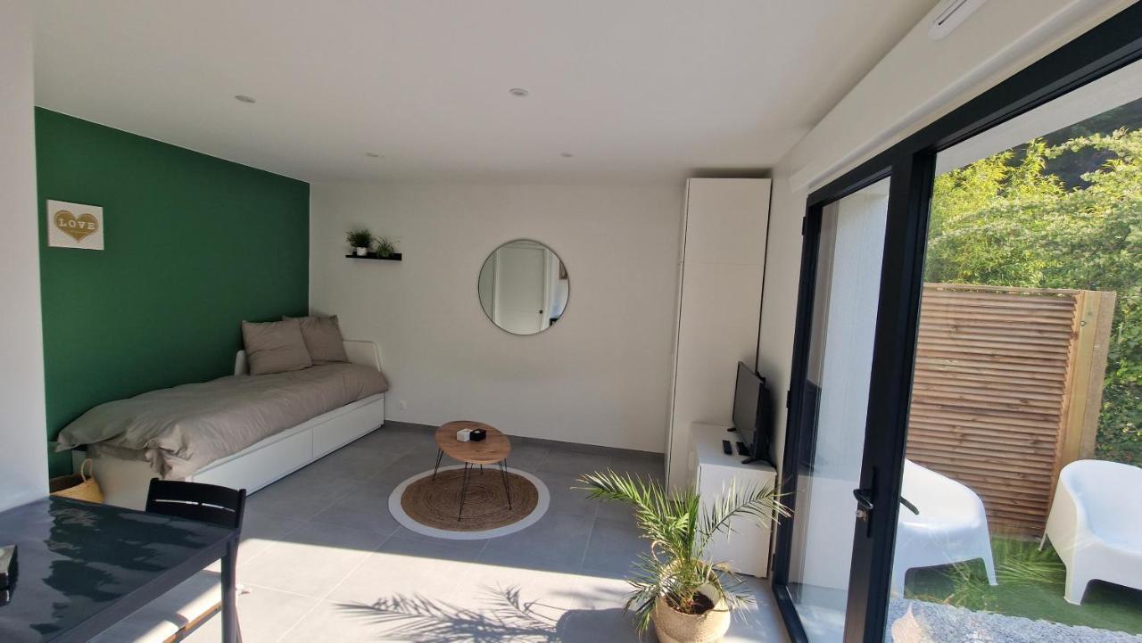 Le Patio : Studio Avec Exterieur Saint-Barthelemy-d'Anjou Екстер'єр фото